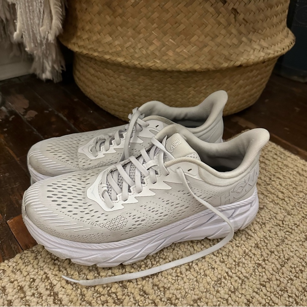 Hoka Clifton 7